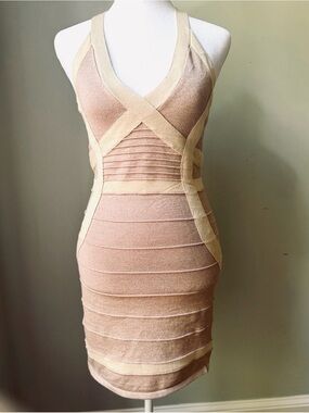 Arden B Sleeveless V-Neck Bandage Bodycon Dress in Light Peach and Cream Fitted
